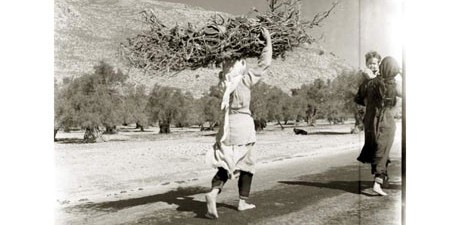 hebrewinisrael@gmail.com [Audio clip: view full post to listen] Download this episode (right click and save) * Both the intro & outro tracks are by Jono’s little sister, Kate Plummer, from...